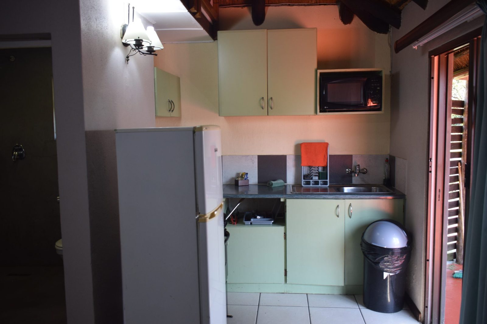 Family unit 5 kitchenette