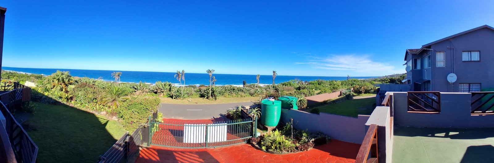 Panorama of the coast and the ocean from Khaya La Manzi
